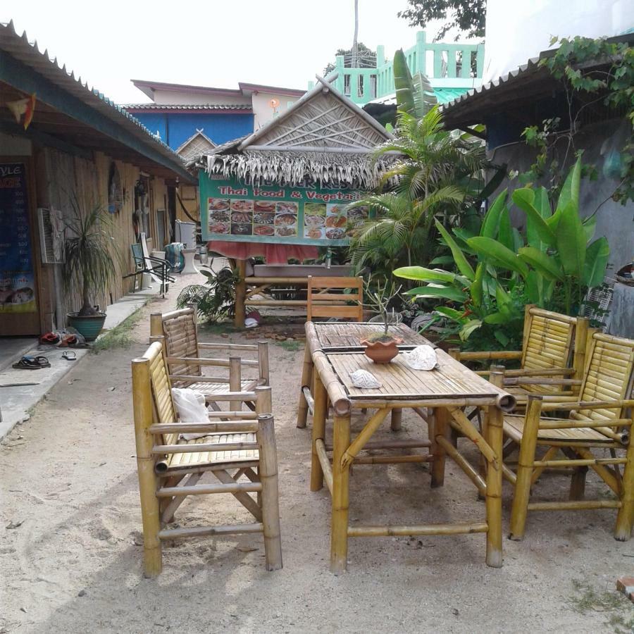 The Pier Homestay Thongsala Exterior foto